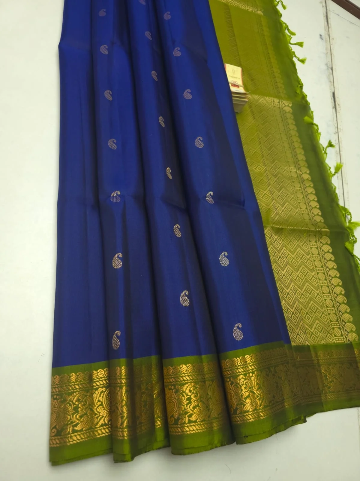 Kanchipuram Contrast Border Soft Silk Saree